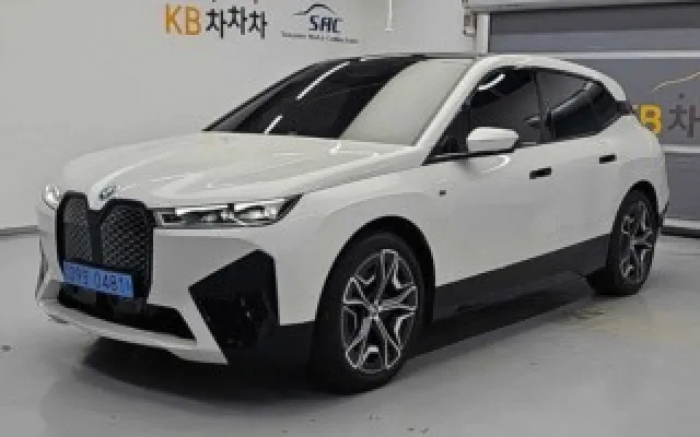 더K9 중고차 iX M60 매물 사진 11 - 2023/11 38,579km
