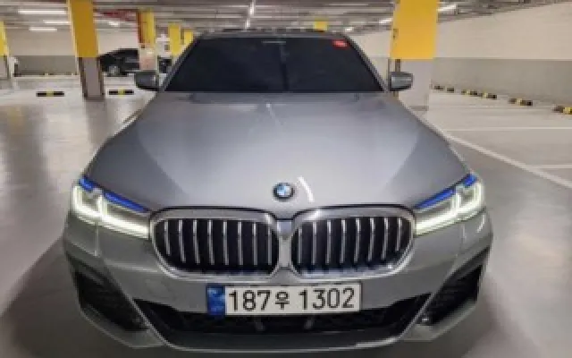 더K9 중고차 5시리즈 (G30) 530i xDrive M 스포츠 매물 사진 12 - 2023/01 22,100km