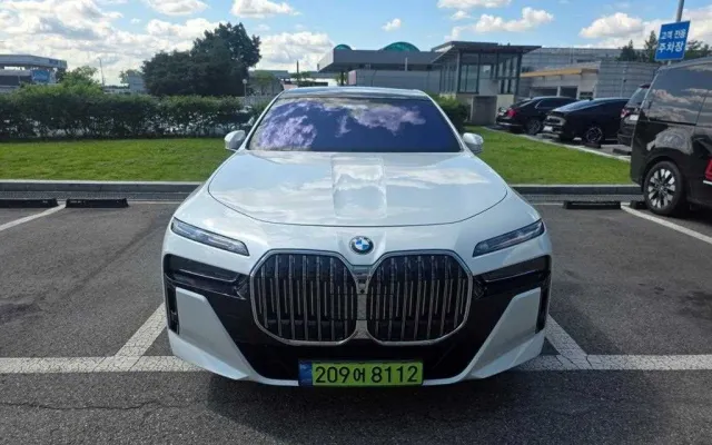 더K9 중고차 7시리즈 (G70) 740d xDrive M 스포츠 매물 사진 17 - 2024/03 13,608km